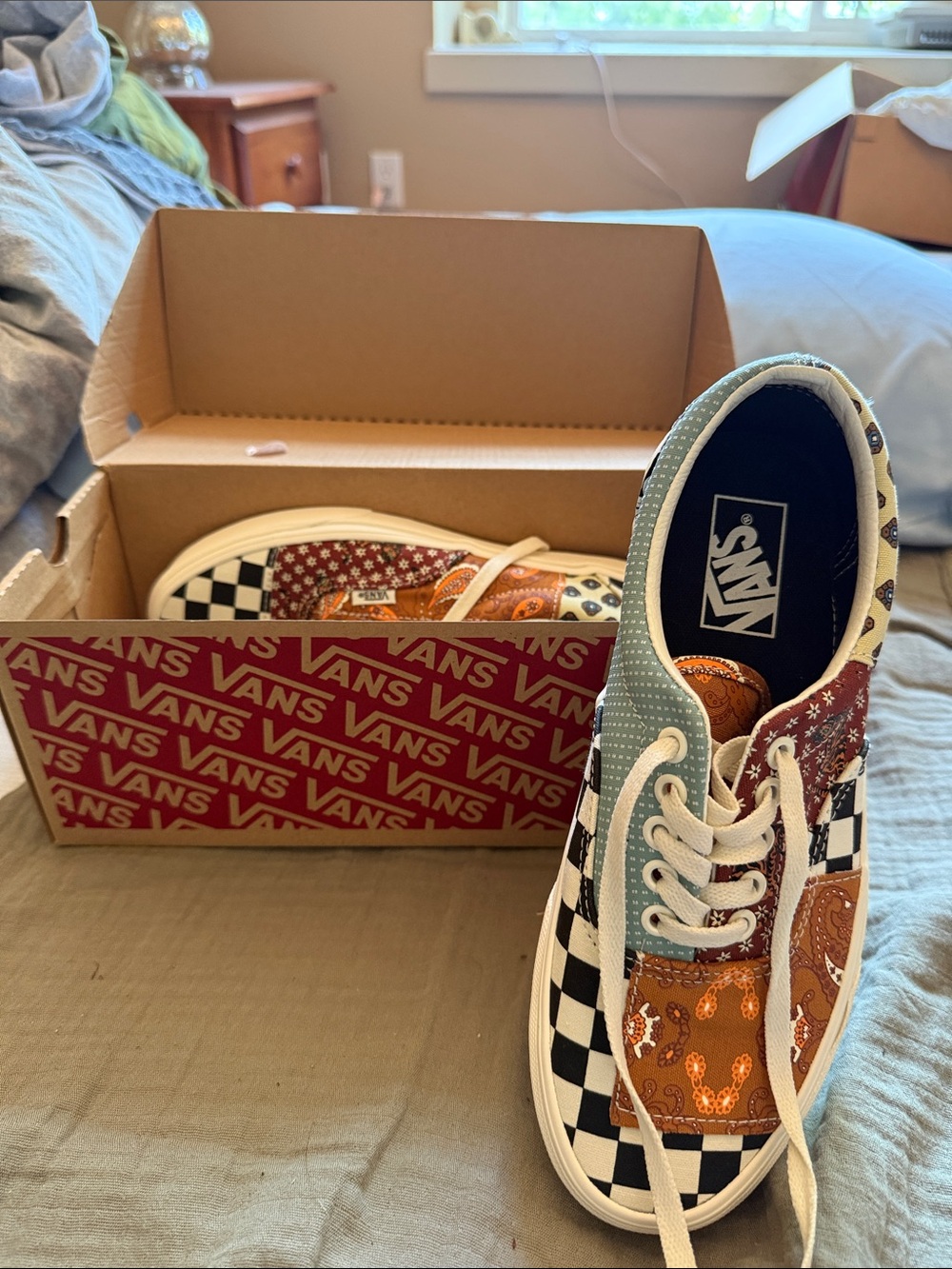 Brand New in Box Women’s Vans Multi-Color Tiger Patchwork Low-Top Sneakers